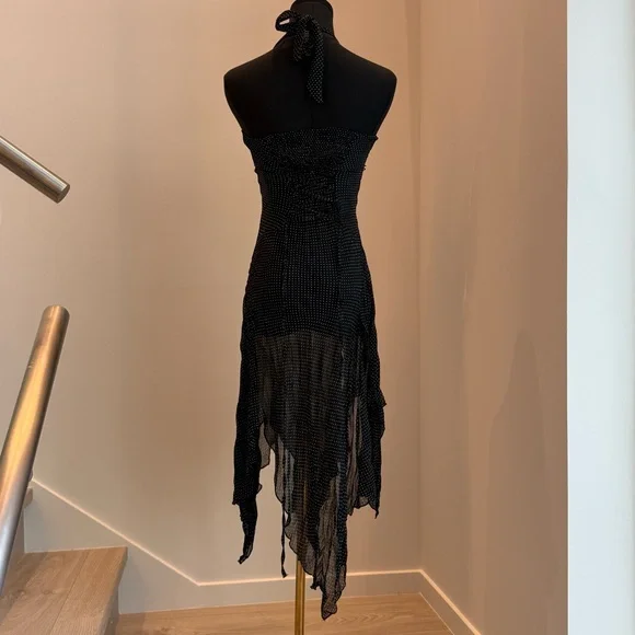 Sheer halter neck dress - Picture 4 of 11